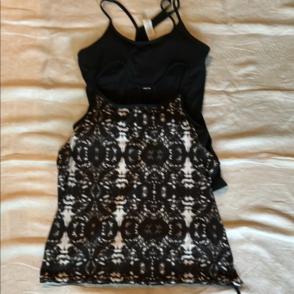 Sleek Black Strappy Tank Top - Picture 1 of 10